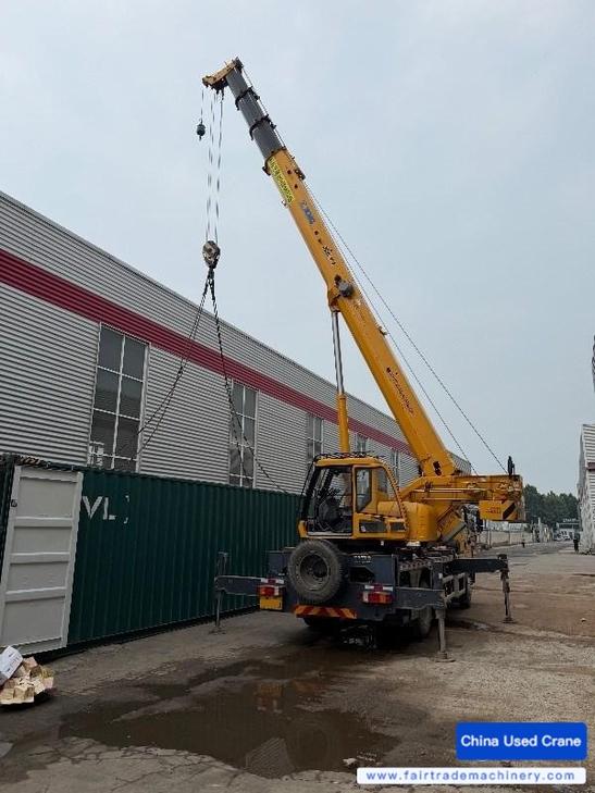 Buy XCMG XCT12L4-1 Used Crane / 1